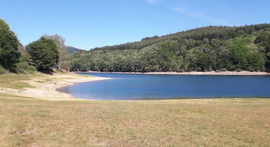 Plage de loisirs du Lac du Laouzas