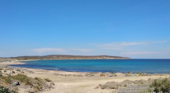 Paralia Louri