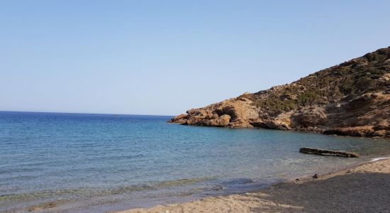 Analoukas beach