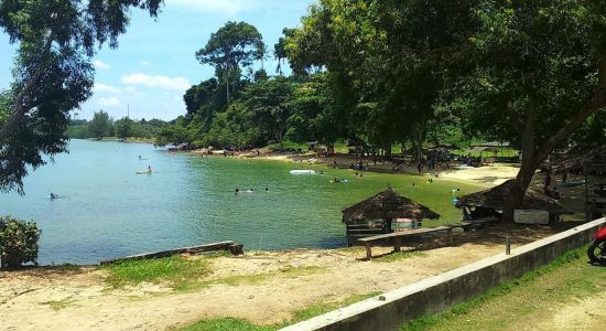 Pantai Dangas Patam Lestari