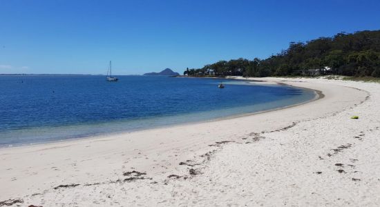 Corlette Beach