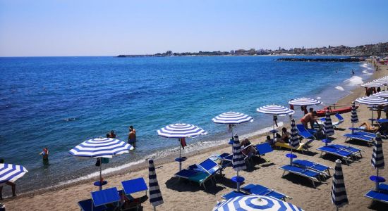 Spiaggia San Giovanni Giardini Naxos