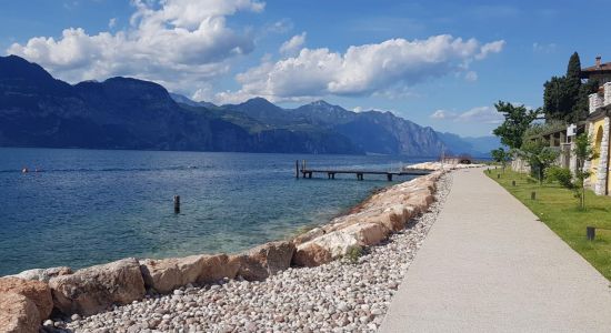 Castelletto di Brenzone Beach