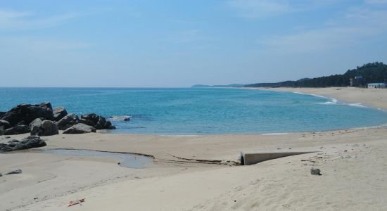 Porphyry Beach