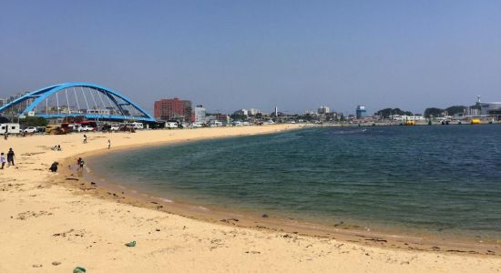 Cheongho Beach