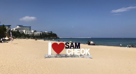 Samcheok Beach