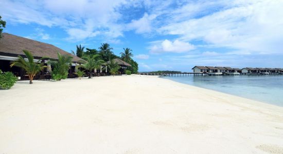 Falhumaafushi Resort Beach