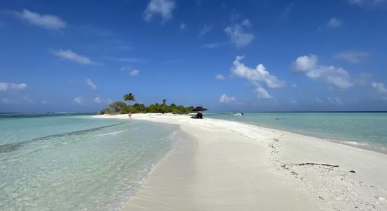 Munyafushi Beach