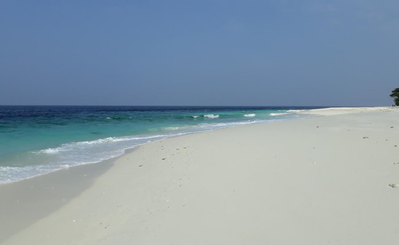 Innamaadhoo Island Beach
