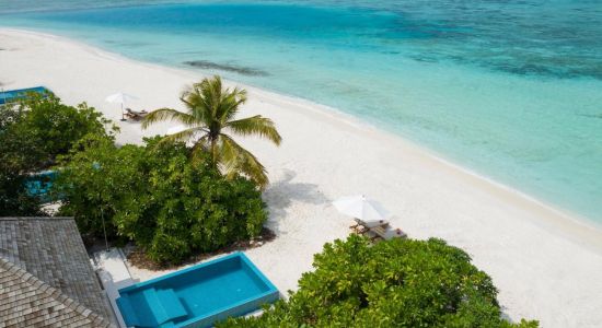 Faarufushi Resort island