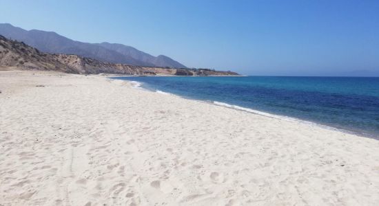 Playa Agua Caliente