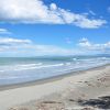Waikuku Beach