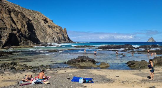 Porto das Salemas Beach