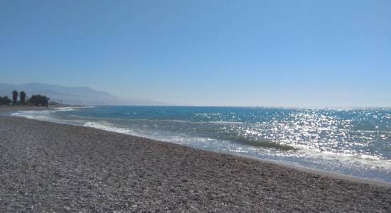 Playa naturista de Almayate