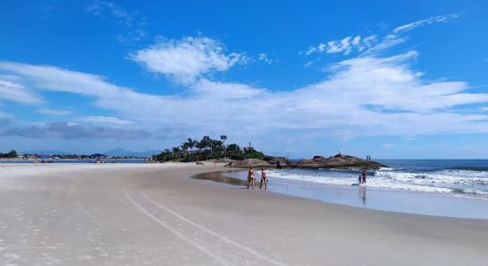 Praia de Itapema do Norte