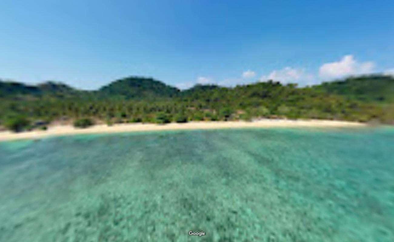 Koh Ngai Paradise Beach
