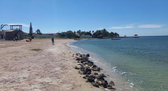Praia Das Pedras De Sapiatiba