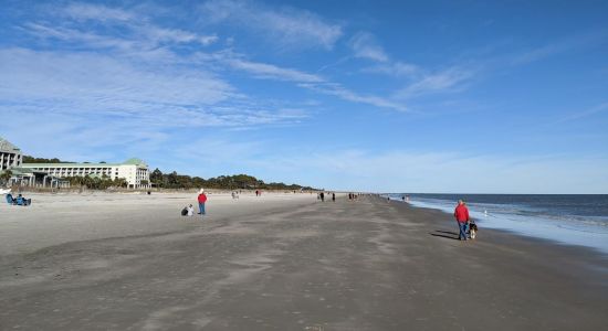 Islanders beach