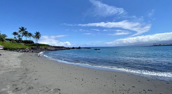 Honokaope Bay beach