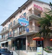Hotel Ristorante Rivamare
