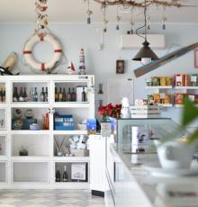 Lido Bar