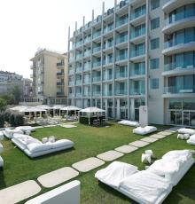 i-SUITE Hotel