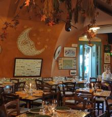 Osteria Mezzaluna