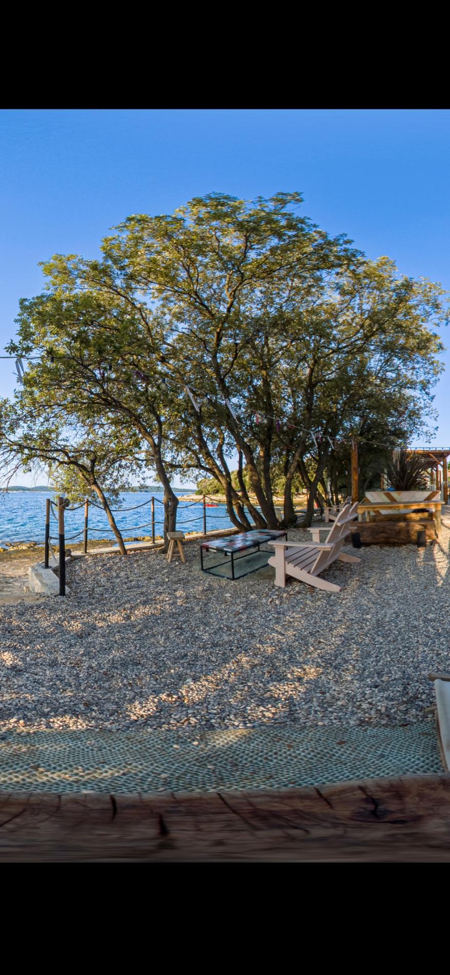 Zdjęcie Lim beach obszar udogodnień