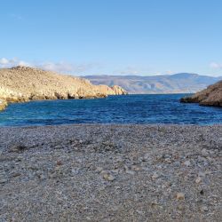 Foto di Konjska beach e il suo bellissimo paesaggio