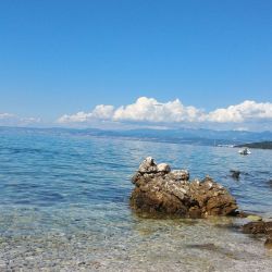 Foto di Njivice small beaches con più baie spaziose