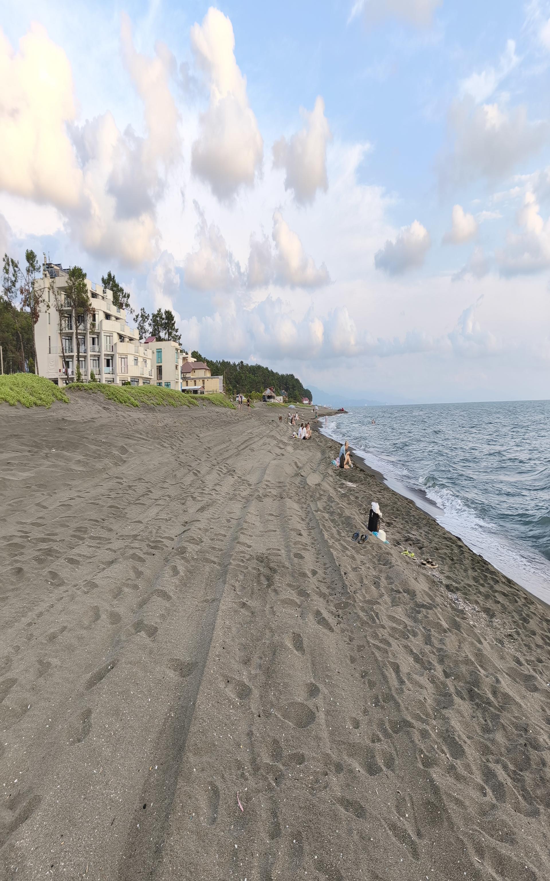 Foto di Shekvetili beach con sporca livello di pulizia