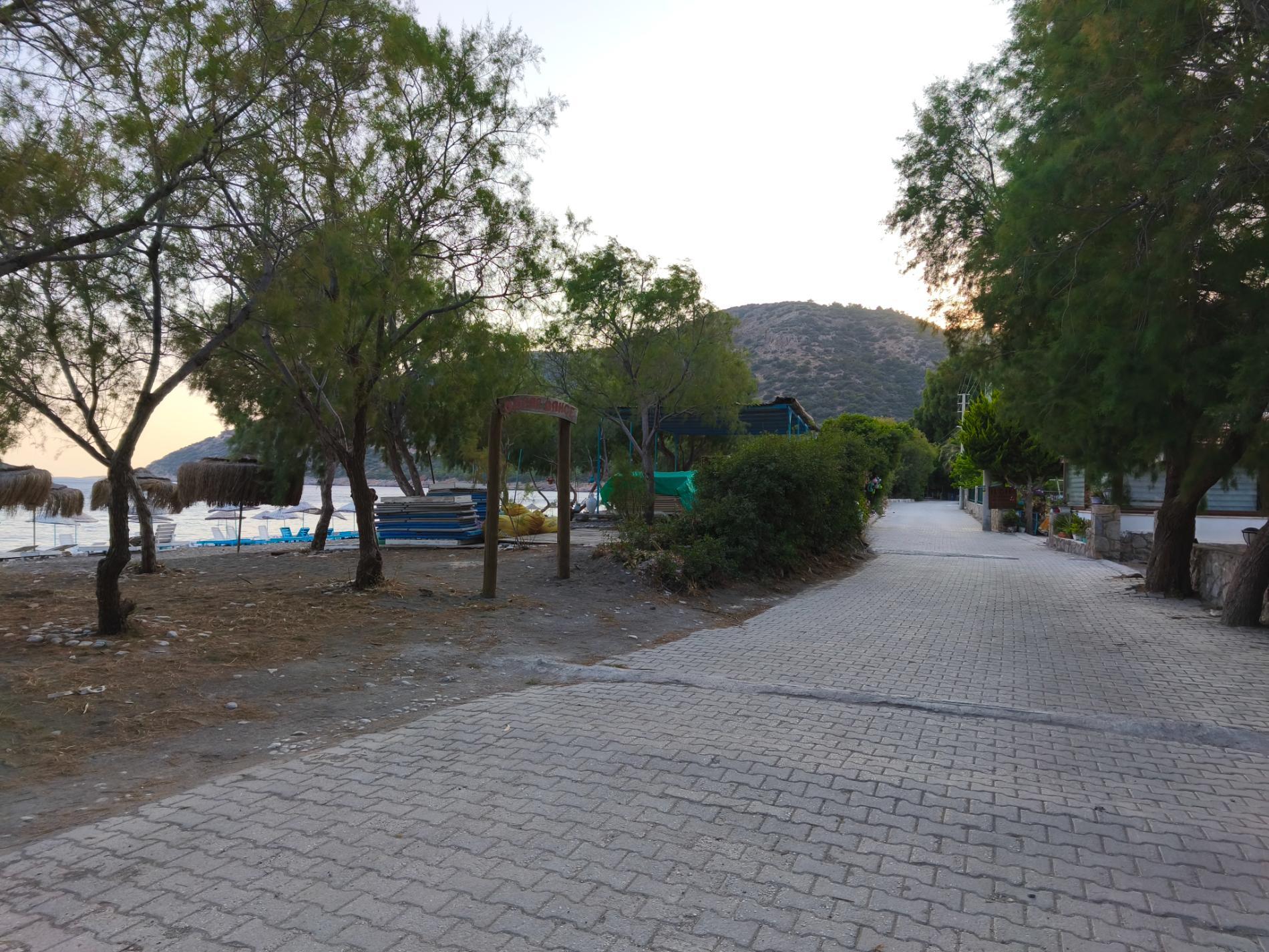 Foto di Ovabuku beach - luogo popolare tra gli intenditori del relax