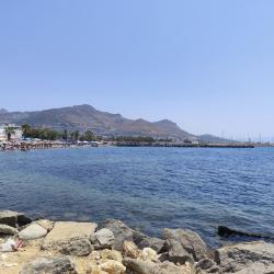 Foto di Ayvan beach area servizi