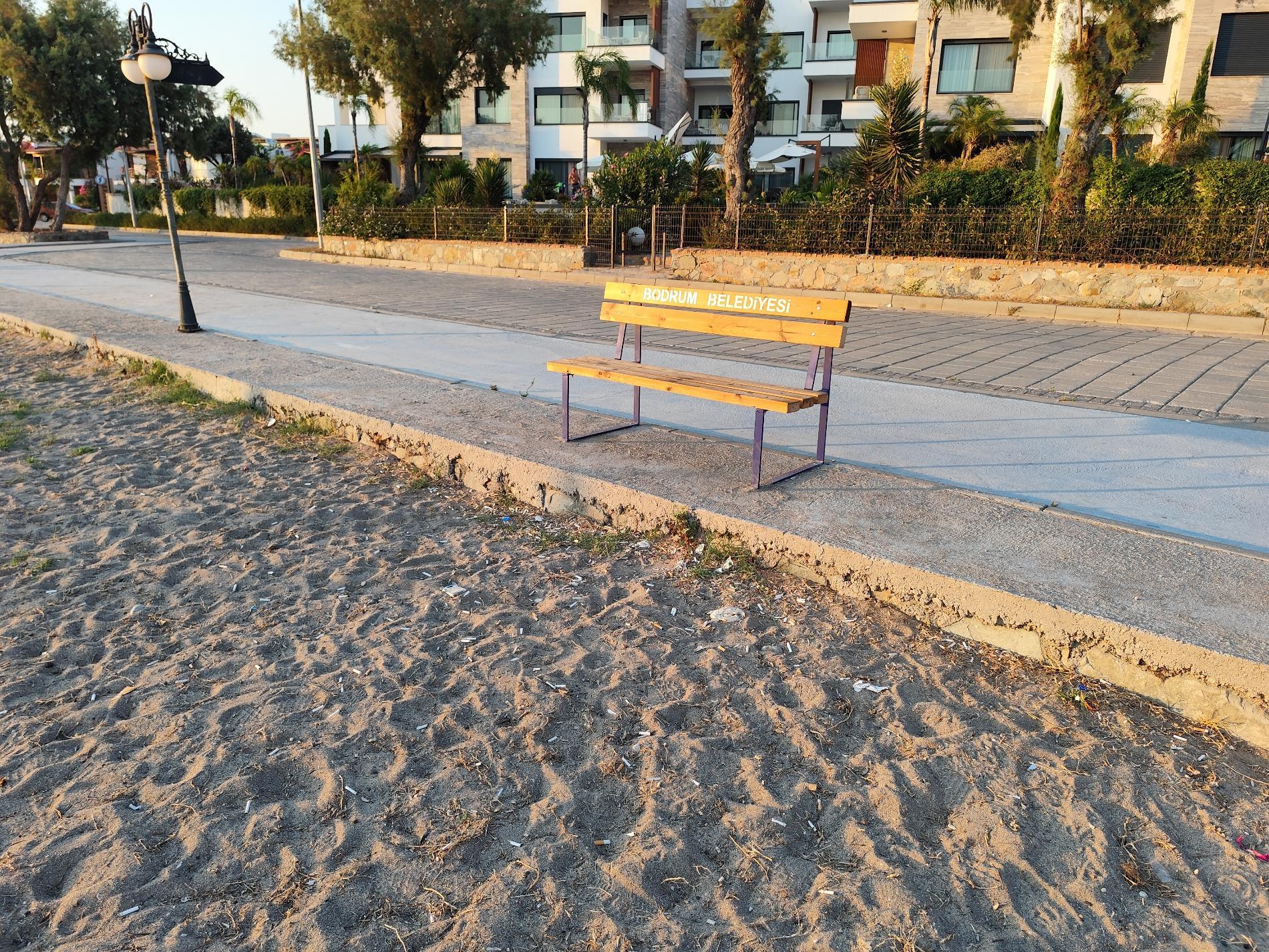 Foto de Ayvan beach III com muito limpo nível de limpeza