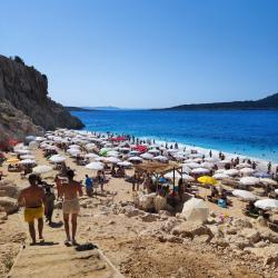 Foto di Kaputaş Beach e l'insediamento