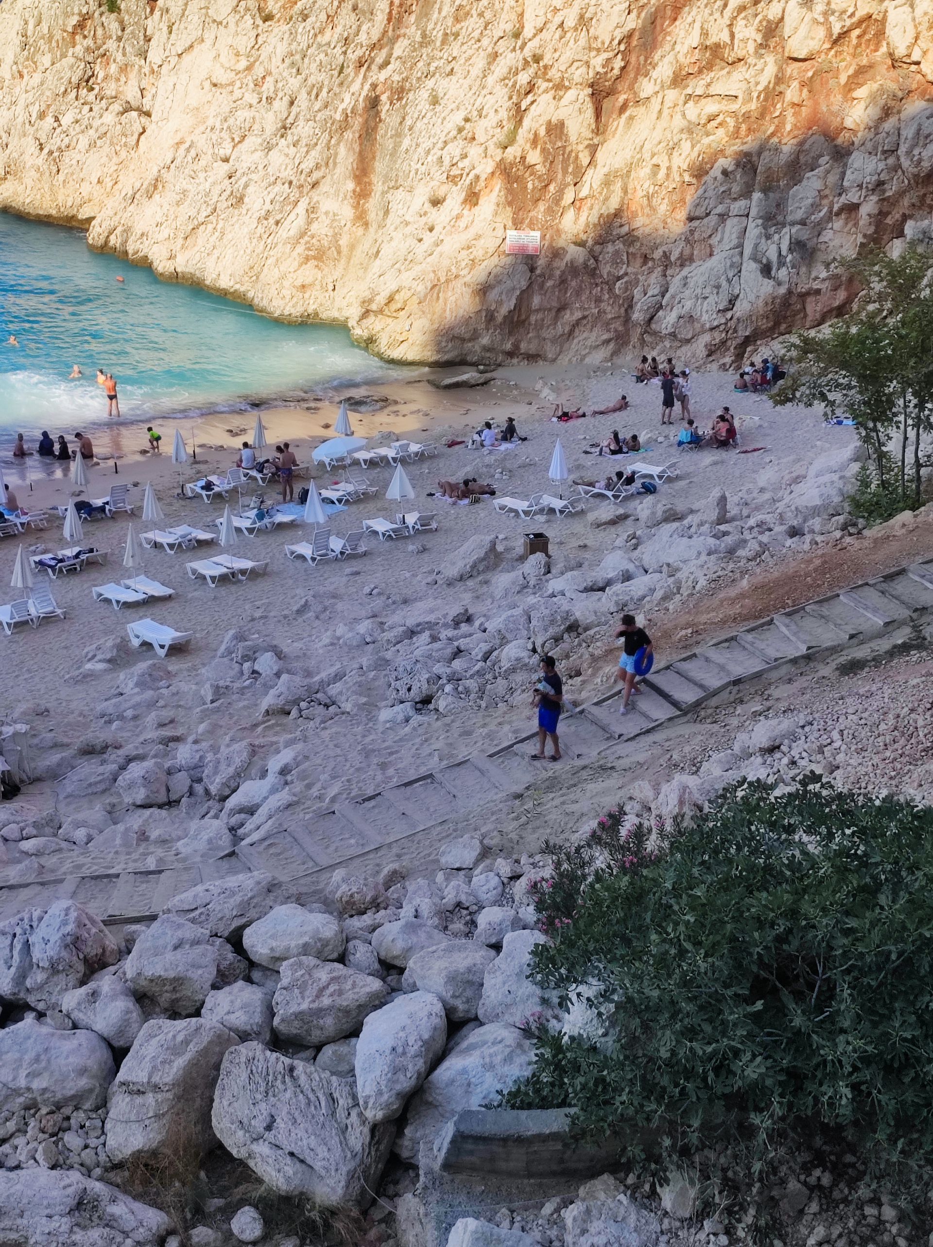 Foto di Kaputaş Beach con molto pulita livello di pulizia