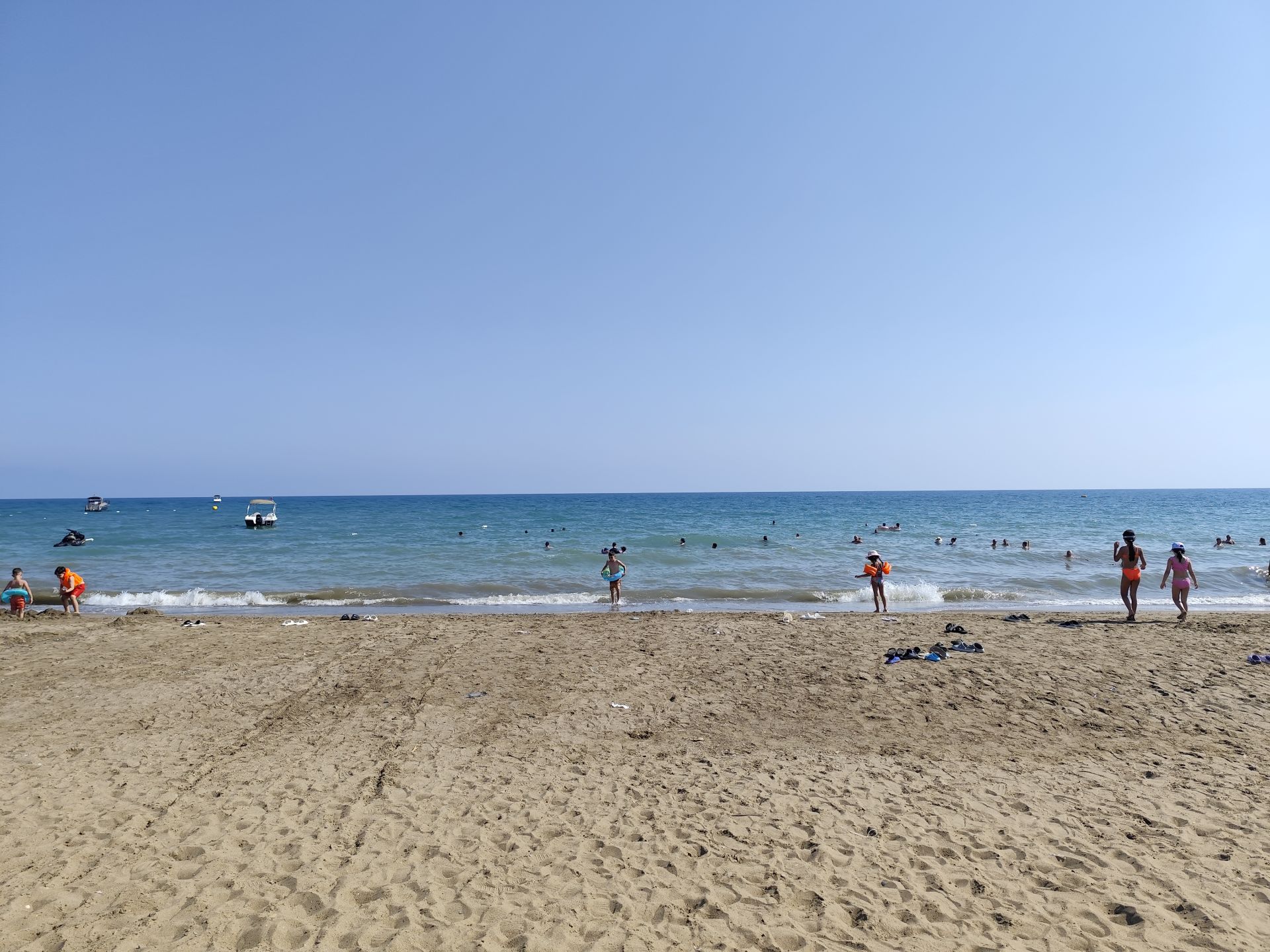 Foto di Kadriye Public Beach - luogo popolare tra gli intenditori del relax