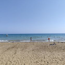 Foto di Kadriye Public Beach - luogo popolare tra gli intenditori del relax