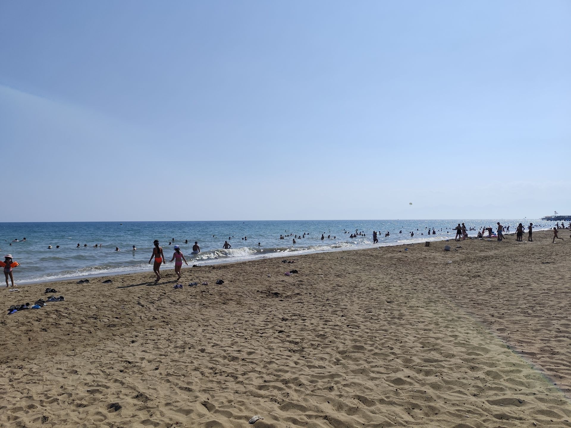 Foto di Kadriye Public Beach area parzialmente alberghiera