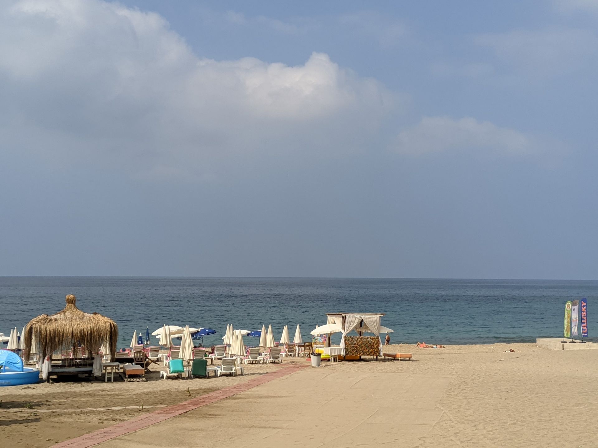Foto di Spiaggia di Cleopatra e l'insediamento